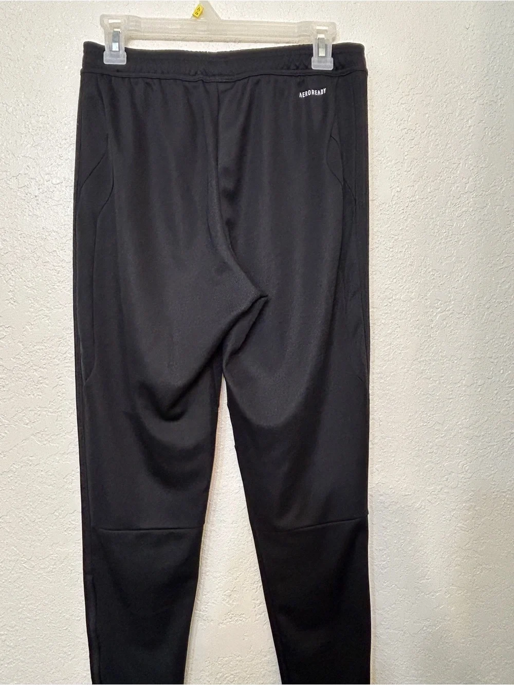 adidas Men’s Black Athletic Joggers with Subtle Paneling size small